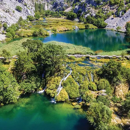 Gorgeous In Karin Gornji With Wifi Appartamento