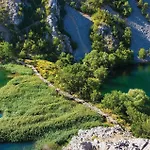 Lejlighed Lovely In Karin Gornji